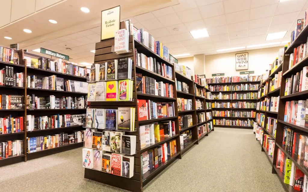 مكتبات الشارقة