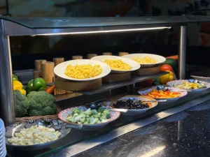 مطعم فيوجن في فندق فنتدج جراند دبي.. أطباق عالمية وسوشي في أجواء عائلية راقية 0a9ac559 676a 4528 9509 9f838b2e7548