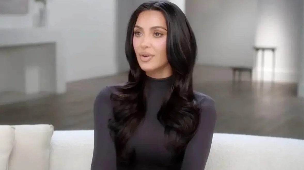 كيم كارداشيان تفاجئ أبناءها… عيد ميلاد مختلف بطابع عائلي كيم كارداشيان