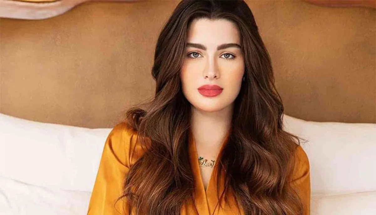 روان بن حسين بعد السجن… لحظة مؤثرة في المستشفى مع ابنتها وسط جدل قضائي مستمر روان بن حسين