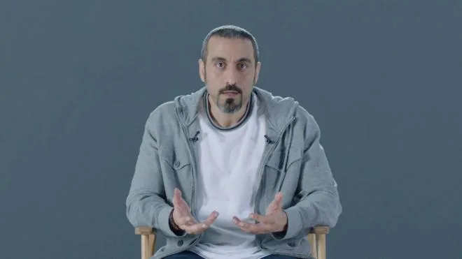 وفاة والد الإعلامي