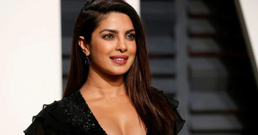 بريانكا شوبرا… رحلة امرأة تهزم القوالب وتعيد تعريف النجاح في قمة بريدج 2025 بريانكا شوبرا