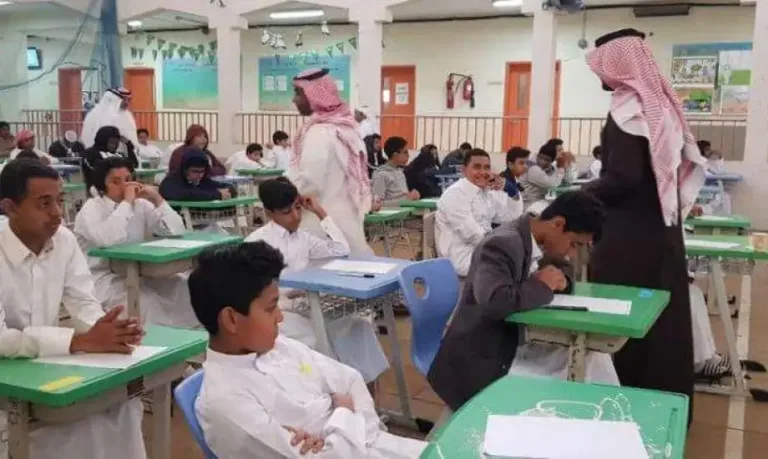 السعودية تعلن تعطيل الدراسة غداً الثلاثاء بسبب الأمطار والسيول تعليق الدراسة في السعودية 1765213840 0