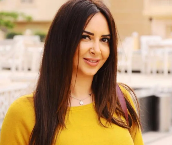 من هي إيمان الزيدي