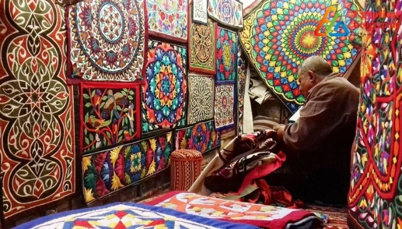 زولية في قمة المليار متابع: مشروع إماراتي يمكّن المرأة ويحيي الحرف التراثية زولية