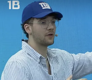 ليني بارثولوميوس في قمة المليار متابع: لا تنتظر الإتقان… ابدأ ثم تعلّم ليني بارثولوميوس