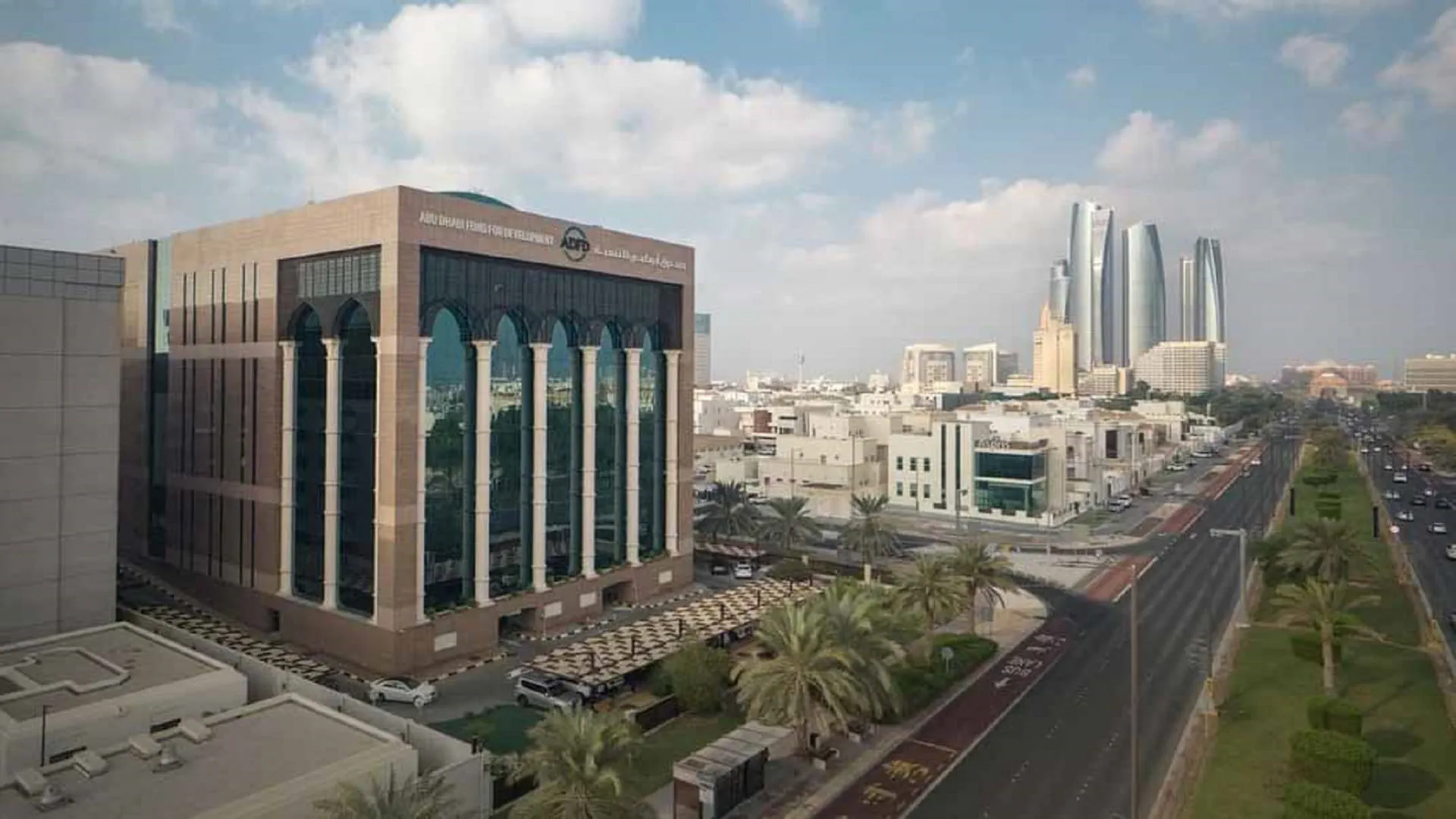 منصة أبوظبي