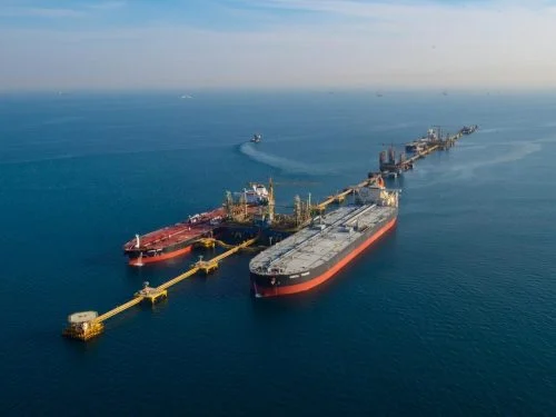 تكاليف نقل النفط من الشرق الأوسط إلى الصين تصل لأعلى مستوياتها بسبب تعطيل الشحن في هرمز نقل النفط