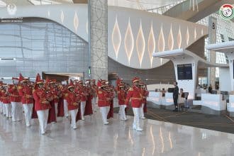 عرض عسكري موسيقي بمطار زايد احتفاءً بالذكرى 50 لتوحيد القوات المسلحة