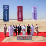 طيران الإمارات تضع حجر أساس أكبر مجمع هندسي عالمي بدبي بـ 5.1 مليار دولار