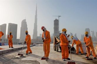 الإمارات.. تطبيق "سياسة حماية العمال من الإجهاد الحراري" 15 يونيو حتى 15 سبتمبر 2026