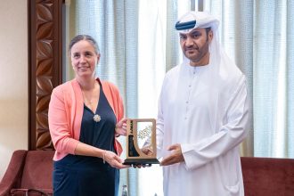 "سياحة عجمان" والقنصلية الألمانية تبحثان شراكة لتعزيز الحضور السياحي في أوروبا