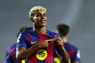 جوائز الدوري الإسباني 2026: حصاد الليغا الكامل وتتويج برشلونة باللقب رسمياً